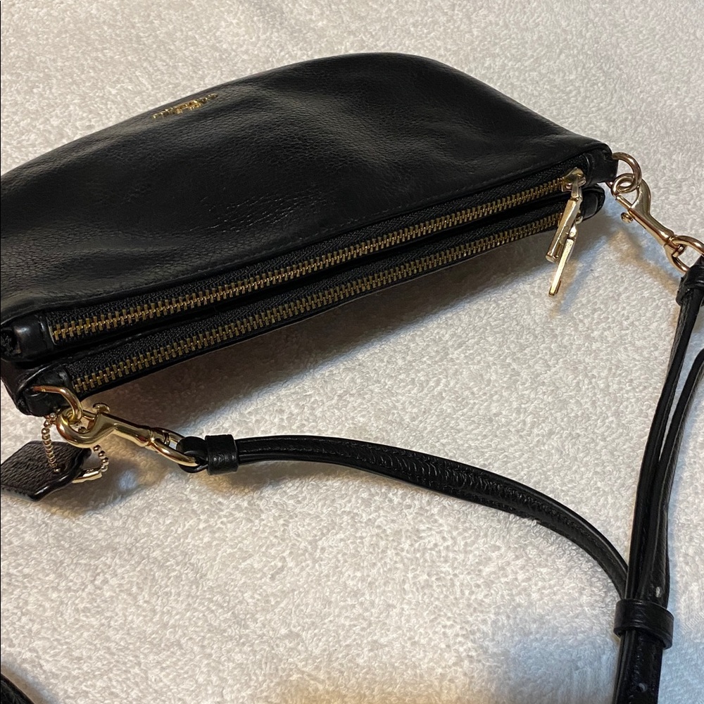 Coach Black Crossbody - Picture 4 of 12